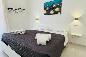 پانسیون Pirro’s Rooms