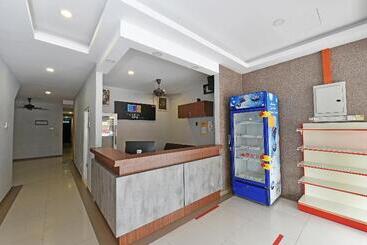 هتل Capital O 90556  Cherita Rooms