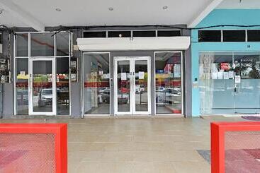 هتل Capital O 90556  Cherita Rooms