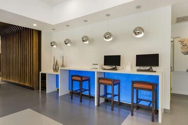 هتل Glo Best Western Pooler   Savannah Airport