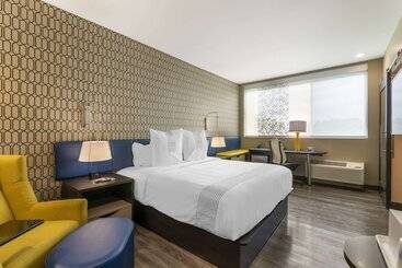 هتل Glo Best Western Pooler   Savannah Airport