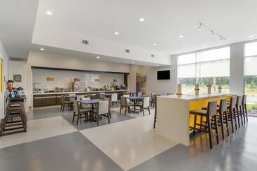 هتل Glo Best Western Pooler   Savannah Airport