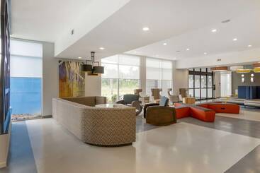 هتل Glo Best Western Pooler   Savannah Airport