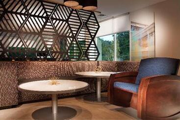 هتل Glo Best Western Pooler   Savannah Airport