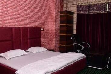 هتل O Graceland