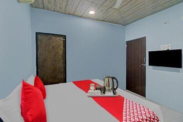 هتل Oyo 90889 Green Guest House