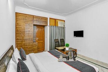 هتل Townhouse 1071  Metro Inn Residency