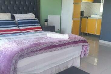 پانسیون Sweet Home