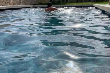 تختخواب و صبحانه Bluotranto