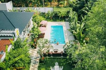 تختخواب و صبحانه La Villa De Coco Bến Tre