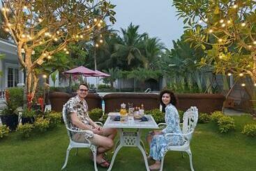 تختخواب و صبحانه La Villa De Coco Bến Tre