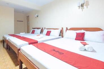 Reddoorz @ Golden Victory Hotel Mabalacat Pampanga