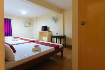 Reddoorz @ Golden Victory Hotel Mabalacat Pampanga
