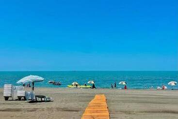 هتل Sea Line