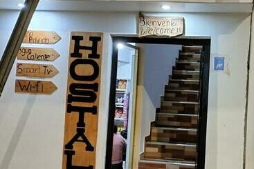 پانسیون Hostal Real Caraz