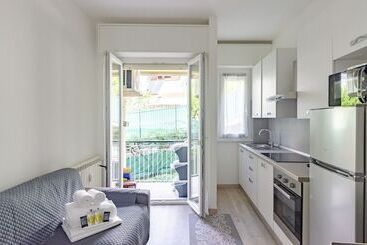 Joivy Banfi Apartment