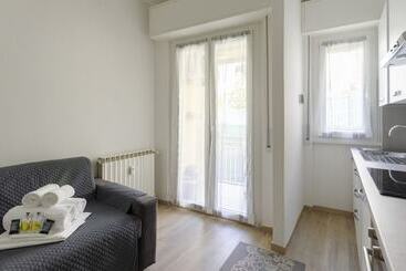 Joivy Banfi Apartment