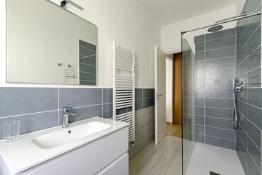 Joivy Banfi Apartment