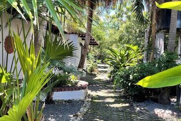تختخواب و صبحانه Kasi At Paradise