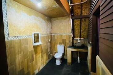 تختخواب و صبحانه Lombok Indah Bungalow