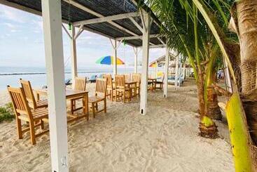 تختخواب و صبحانه Lombok Indah Bungalow