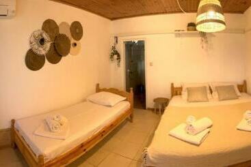 پانسیون Boho Rooms
