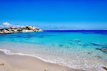 پانسیون Room In Guest Room   Super Comfort Room In Sardinia   Italy