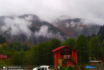 تختخواب و صبحانه Ayder Doruk Otel