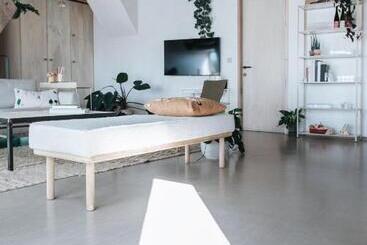 تختخواب و صبحانه Pañ Boetiek Bnb