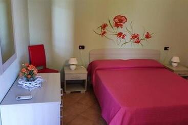 تختخواب و صبحانه Casa L Ulivariu Affittacamere