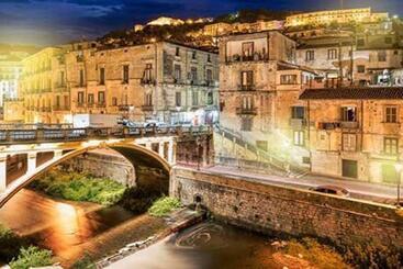 Palazzo Lupinacci   Dimora Storica Bed And Breakfast