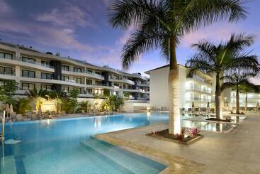 Marinell Collection Palm Mar
