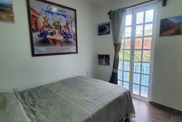پانسیون Hostal Guelaguetza Baño Compartido