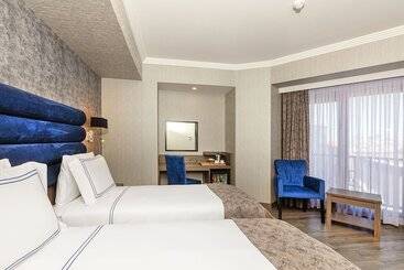 Demiray Hotel Old City