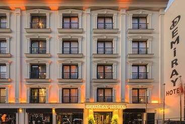 Demiray Hotel Old City