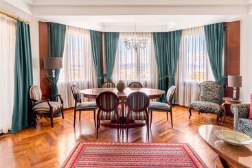هتل Atatürk Palas Thermal Spa & Convention Center