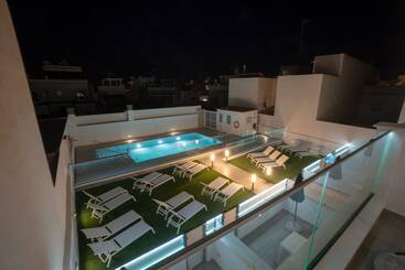 پانسیون Nerja Vg Hostal Boutique