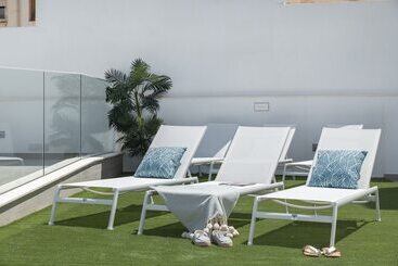 پانسیون Nerja Vg Hostal Boutique