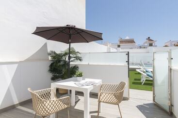 پانسیون Nerja Vg Hostal Boutique