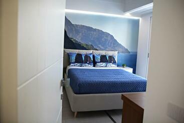 پانسیون Room Capri