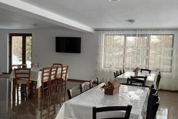 پانسیون Silver Mountain Villa Colibita