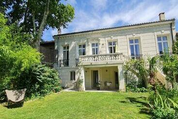 پانسیون Villa Aigarden Maison D Hôtes