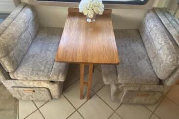 پانسیون Zion Rv Stone Pool Inn, Pets Stay Free, Fenced In Yard, Relaxing Waterfall!