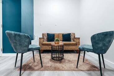 هتل Atelier Skalo Boutique