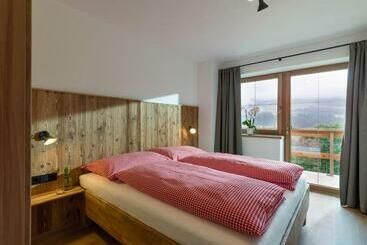 هتل Bergappartement Kink