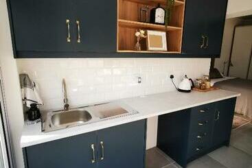 پانسیون 10 Jock Meiring Guesthouse Unit 1