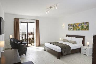 هتل Melia Dunas Beach Resort & Spa All Inclusive
