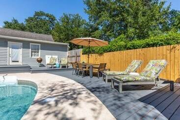 Frogtown Cottage