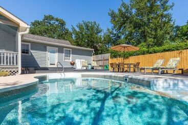 Frogtown Cottage