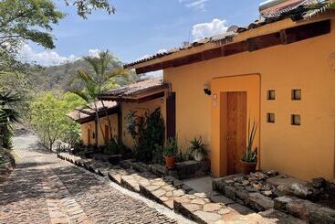 هتل Hospedaje Villas Paraiso
